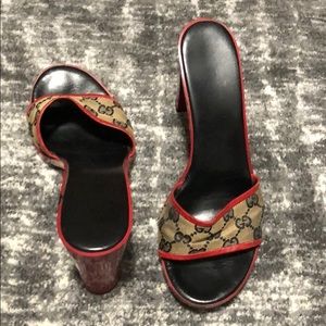 GUCCI RED Heels 👠👠👠